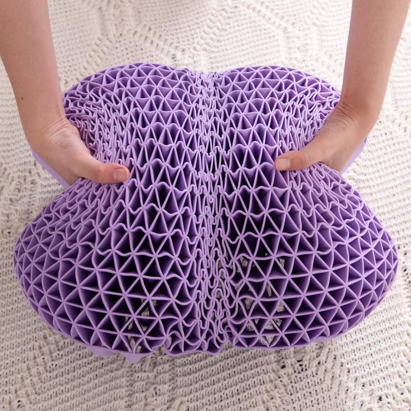 Фиолетовая подушка для кровати Tpe